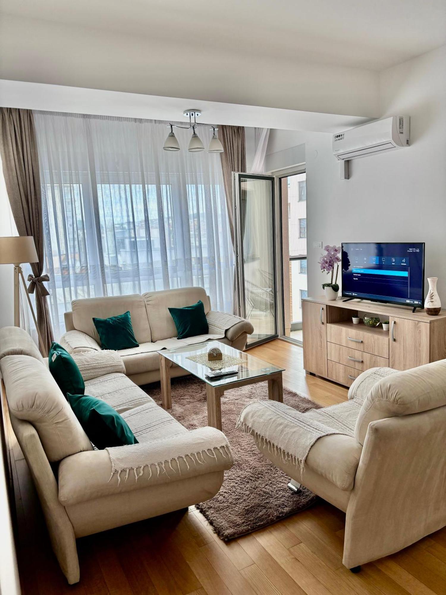 شقة R-Residency Tower بانيا لوكا المظهر الخارجي الصورة